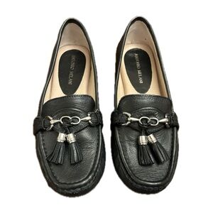 Antonio Melani Abbot loafer in black leather, size 9M